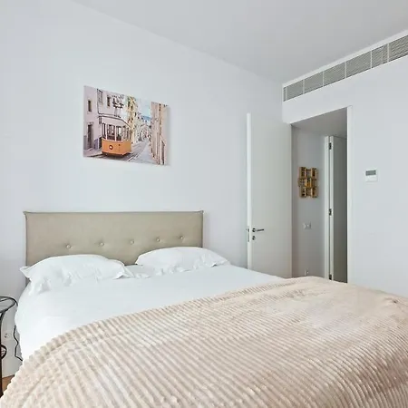 Daire Spacious 1 Bedroom Near Baixa Lisboa